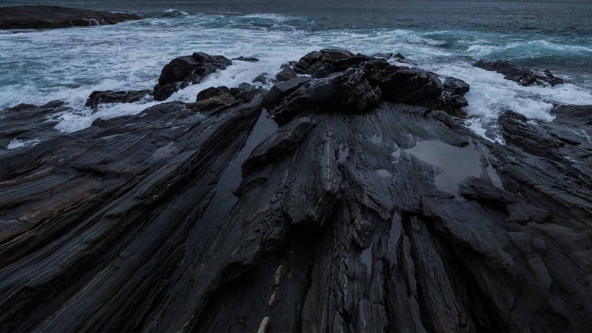 black rock sea wallpaper for desktop
